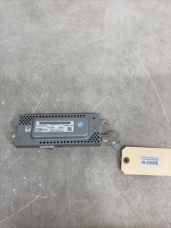 ⚡️17-22 TESLA MODEL 3 RADIO FM/HD CONTROL MODULE UNIT OEM 33009 B114