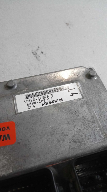 2011 Honda CR-V Engine Control Module ECM OEM 37820REZA73 Used 139K Miles