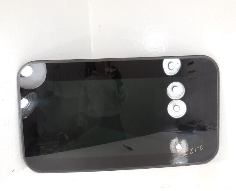 2003-2006 2008-2010 Porsche Cayenne Sun Roof Glass OEM 1 Piece