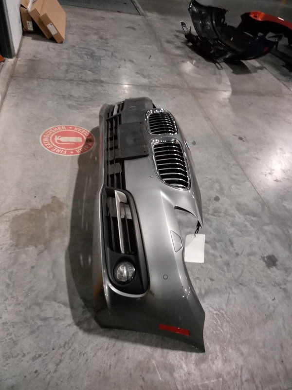 2016 BMW 528i Grey Front Bumper Assembly OEM 47706 - 82K Miles