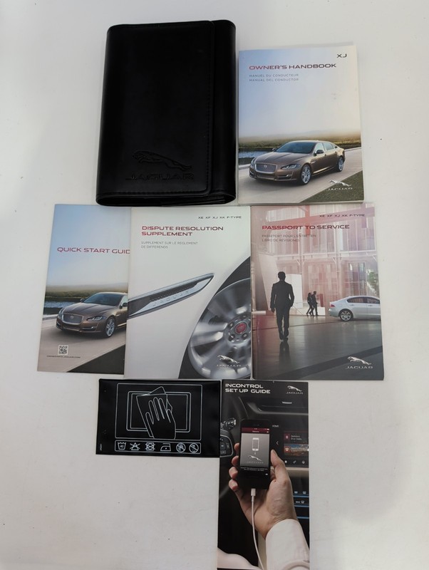 2015 Jaguar XJ Owner's Operator's Manual, Quick Start Guide Case Included