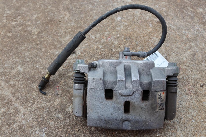 2018-2020 CHEVY TRAVERSE FRONT RIGHT PASSENGER SIDE BRAKE CALIPER OEM