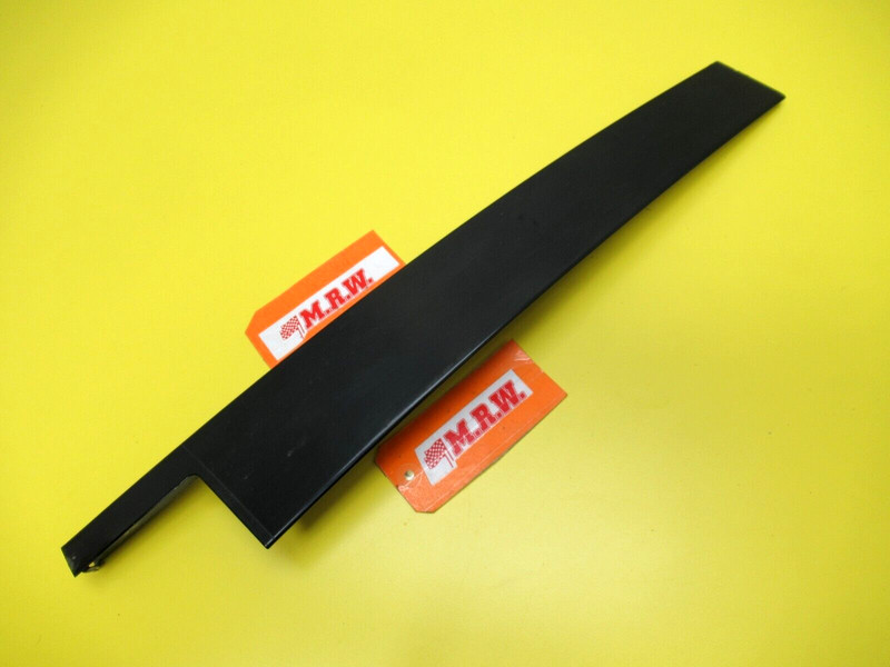 DOOR MOLDING DOOR GLASS WINDOW TRIM Driver SIDE FRONT BLACK for GMC ACADIA 07-17
