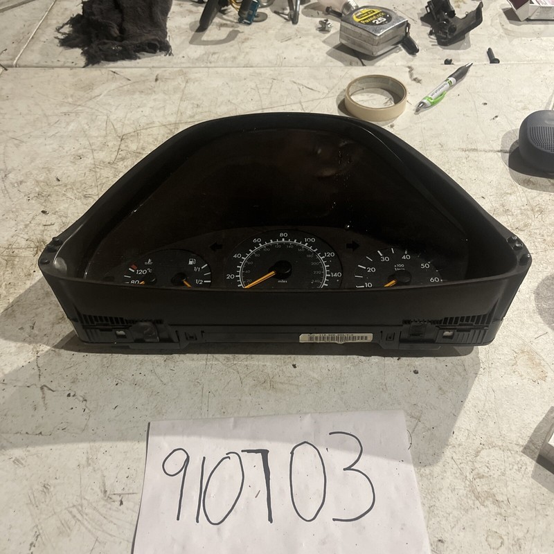 Mercedes-Benz E Class Speedometer Gauge Instrument Cluster 1998-1999 OEM