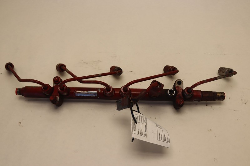 2013-2017 PETERBILT 579 PACCAR CUMMINS ISX15 DIESEL FUEL INJECTION RAIL OEM