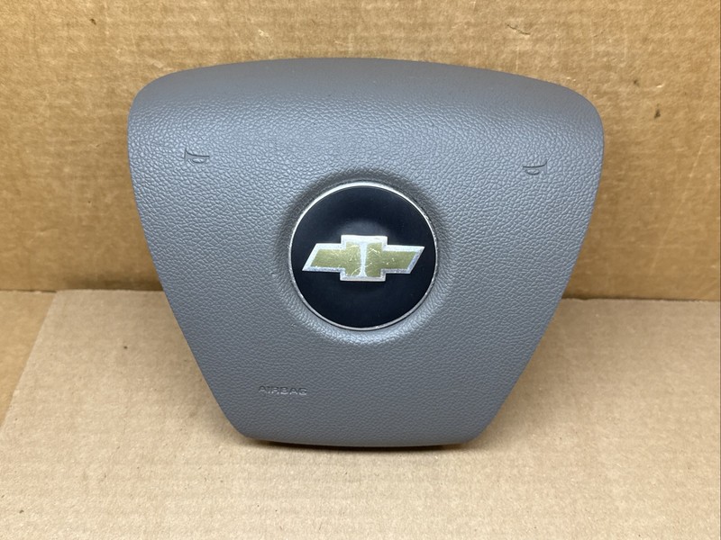CHEVY SILVERADO SUBURBAN TAHOE LEFT DRIVER SIDE STEERING WHEEL AIRBAG GRAY