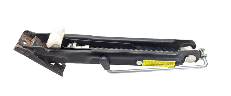 06-12 MERCEDES-BENZ W251 R350 EMERGENCY SPARE TIRE JACK