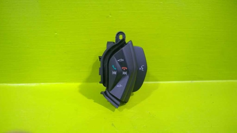 12 13 14 15 16 17 18 FORD FOCUS PHONE AUDIO WHEEL SWITCH OEM 3112-13