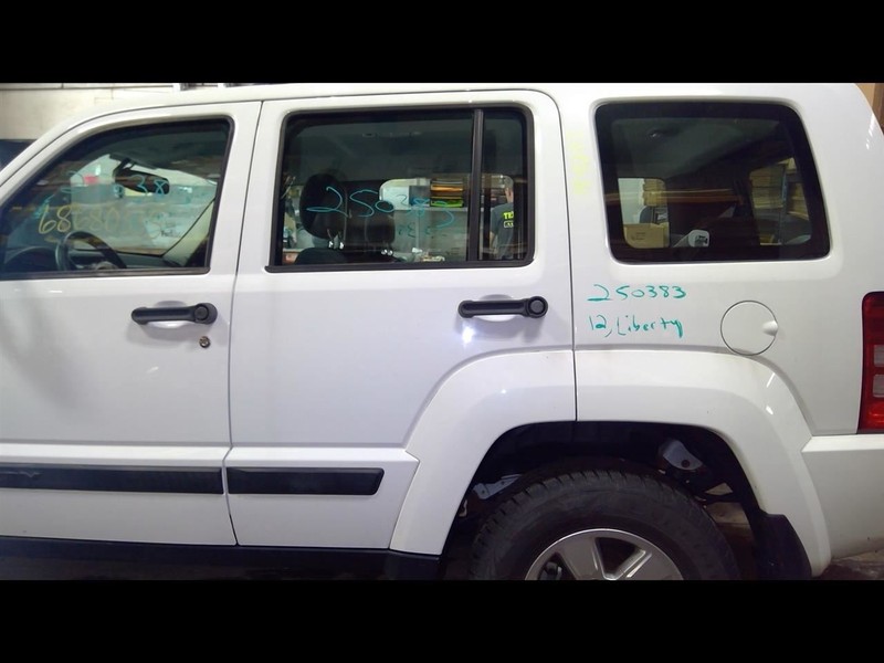 Driver Rear Side Door Side Electric Light Tint Fits 08-12 LIBERTY 1669367