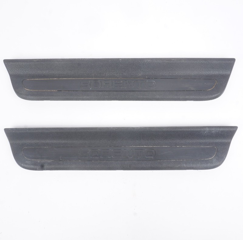 2016 - 2020 Kia Sorento Rear Left Right Side Sill Scuff Step Panel Cover OEM