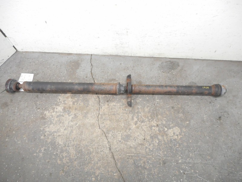 Audi Q5 Rear Driveshaft 8 Speed Auto Trans 8R0521101F OEM 2011 2012