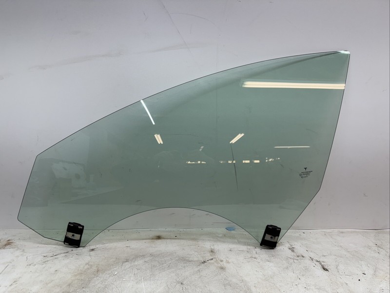 🌟2017-2020 TESLA MODEL 3 FRONT LEFT DRIVERS SIDE WINDOW GLASS PANEL 15006 S1