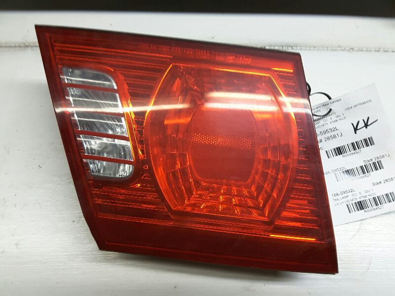 03 04 05 06 KIA OPTIMA L. TAIL LIGHT VIN D 5TH DIGIT US CANADA MKT LID MTD 84527