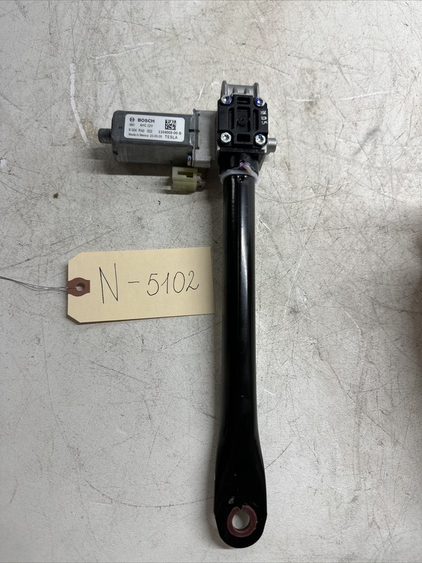 20-23 Tesla Y FRONT RH RIGHT PASSENGER SEAT ADJUST ADJUSTER MOTOR N-5102 B43