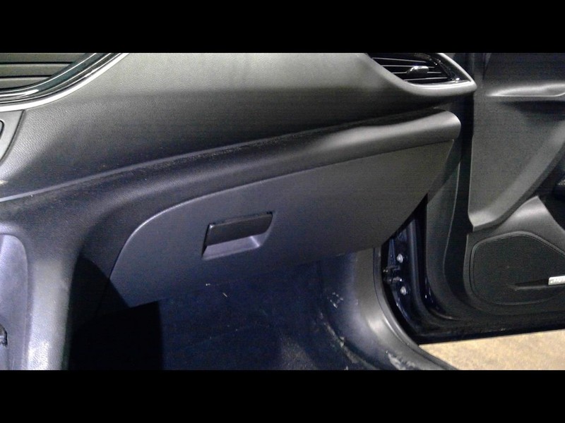 2019-2020 REGAL Glove Box 1552122
