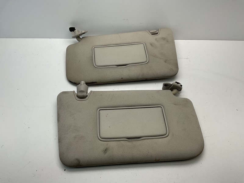 2014-2020 Nissan Rogue Sun Visor driver and passenger set (gray - lighted)