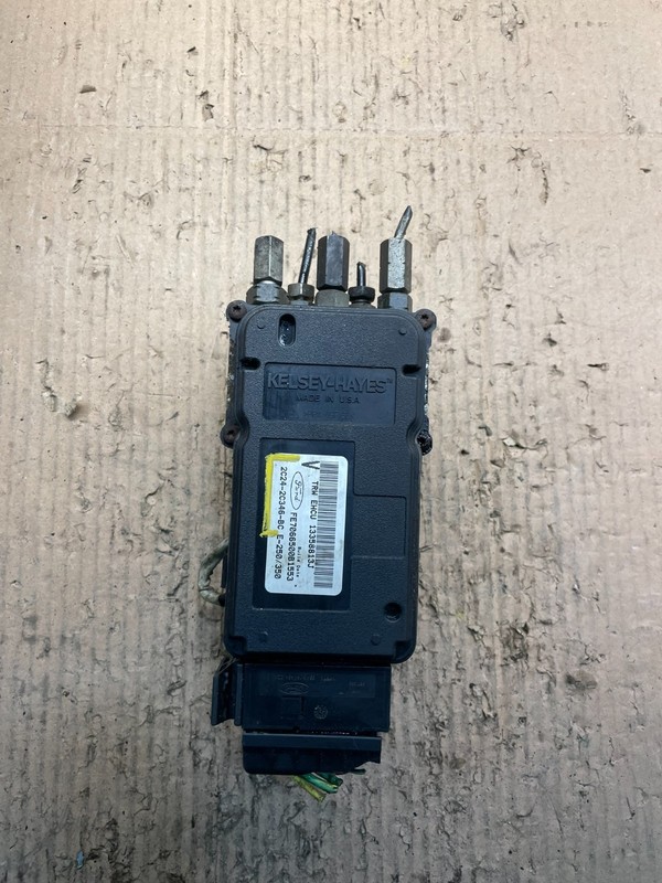 2009 2010 Ford E250 E350 Econoline Anti-Lock ABS Antilock Brake Pump v5301 DG