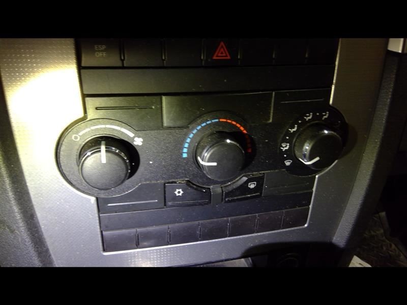 Temperature Control Manual Temperature Control Fits 07-10 GRAND CHEROKEE 1011093