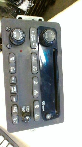 Audio Equipment Radio Am-fm-stereo-cd Player Opt UN0 Fits 00-01 IMPALA 8170