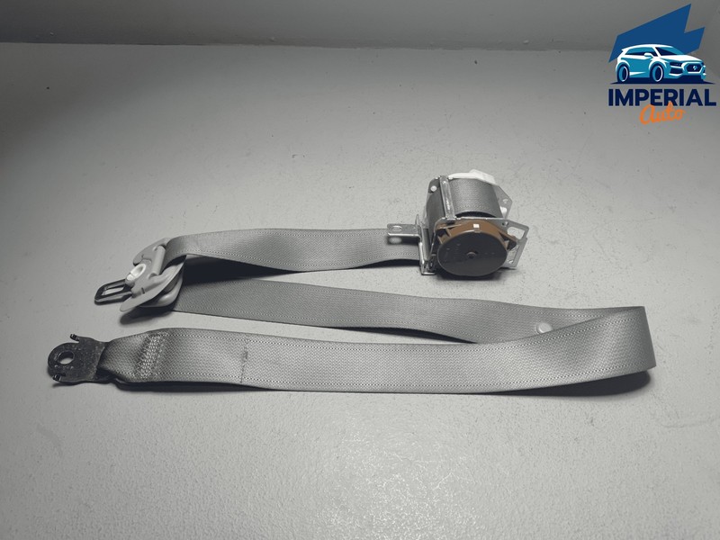 TOYOTA SIENNA REAR 2ND ROW PASSENGER SIDE SEATBELT BELT RETRACTOR OEM 2015-2020