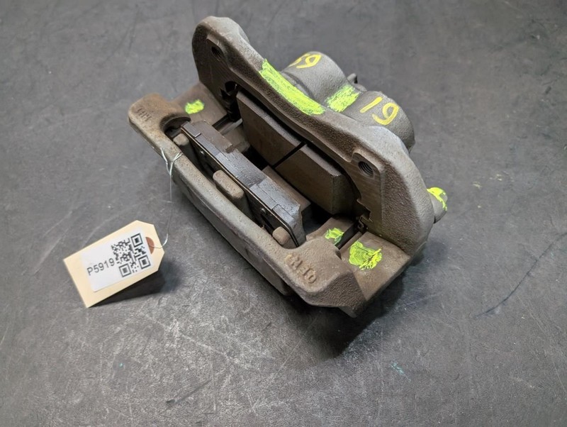 Front Right Brake Caliper 2022 Kia Telluride 58130-S9000 2020 2021 2023 2024