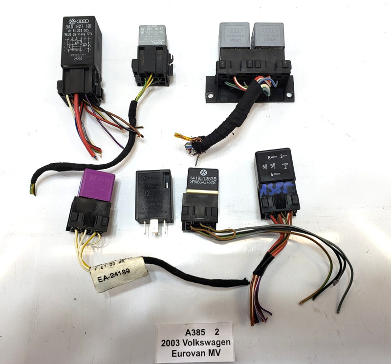 ✅ 99-03 OEM Volkswagen Eurovan MV Fuse Relay Control Module Unit SET