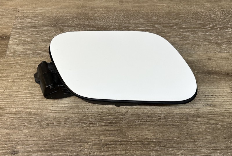 2021-25 VW CHARGE PORT POCKET DOOR OEM # 11K-809-857-C - PURE WHITE