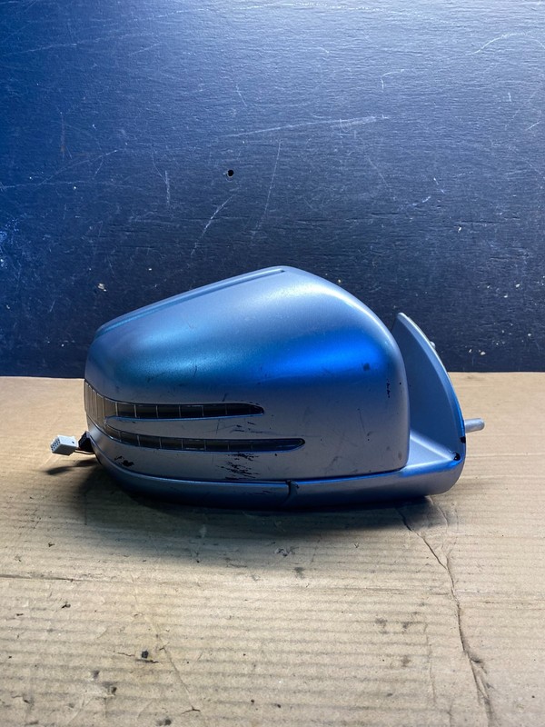 2011 to 2012Mercedes ML ML350 Right Passenger View Door Mirror OEM AA5701 MS