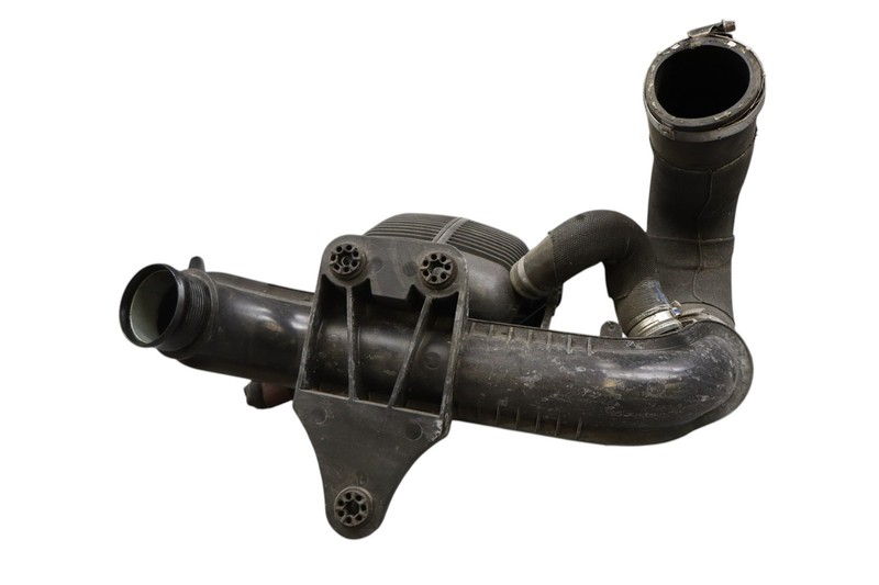 12-18 Audi A6 Quattro A6 Engine Intercooler Pressure Pipe Damper Box Oem