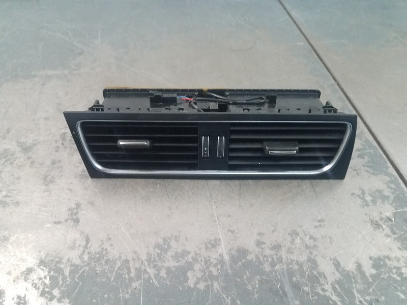 2016 Audi S4 Quattro B8 Center Dash Air Vent #0800 P5