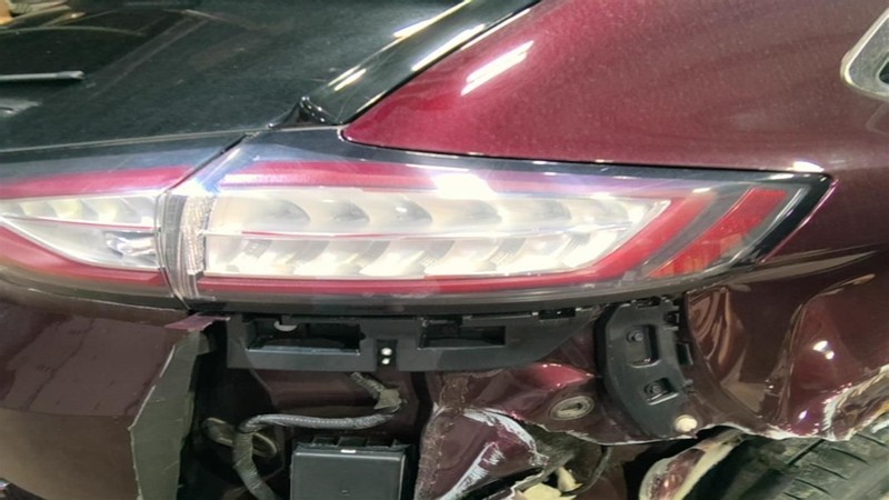 Passenger Tail Light Sport Quarter Panel Mounted Fits 15-18 EDGE 3462136