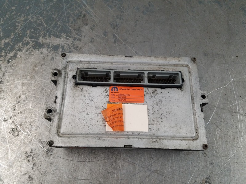 2001 Dodge Dakota R/T Xcab Engine Computer ECU ECM #3949 LL7