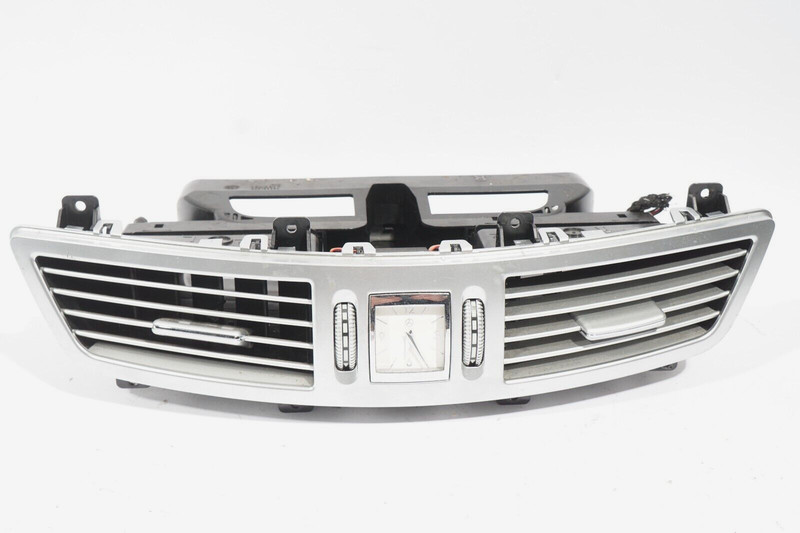 2007 - 2009 MERCEDES BENZ S550 W221 DASH BOARD CENTER AIR VENT CLOCK OEM