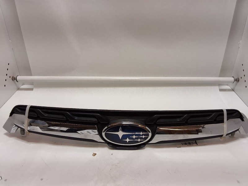 2017-2018 Subaru Forester Center Upper Grille Bright Chrome