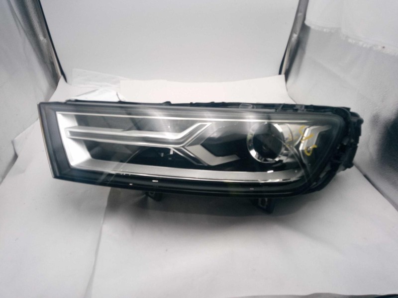 2018 AUDI Q7 Left Headlight Assembly White LED OEM 191685 107k Miles