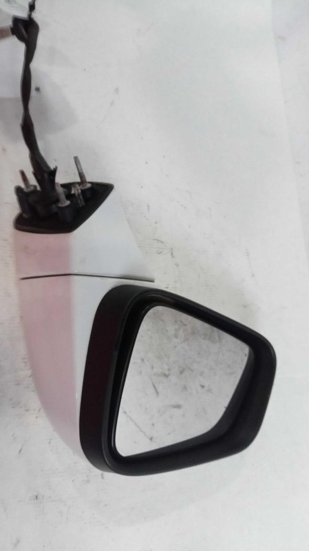 2016 Chevrolet Trax Left Door Mirror Assembly White OEM 361493 103K Miles