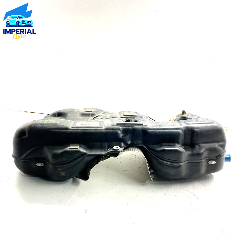2014-2021 MERCEDES CLA 250 AWD FUEL GAS TANK RESERVOIR W/ HEAT SHIELD OEM