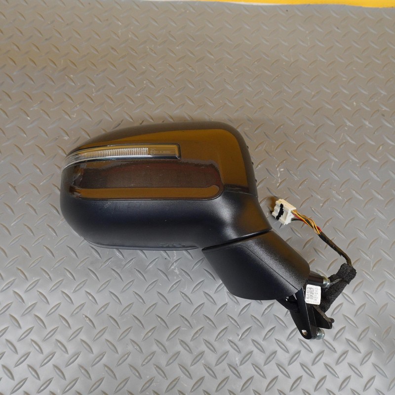 2020-2022 KIA TELLURIDE Front Right Door Oustide Mirror Blind Spot Power Folding
