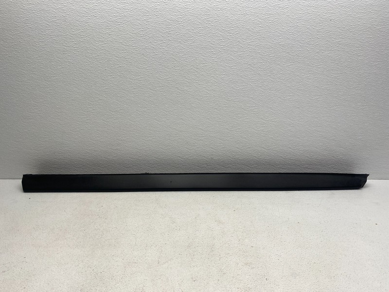 2016-2020 INFINITI QX60 FRONT RIGHT PASSENGER SIDE DOOR TRIM OEM LOT638