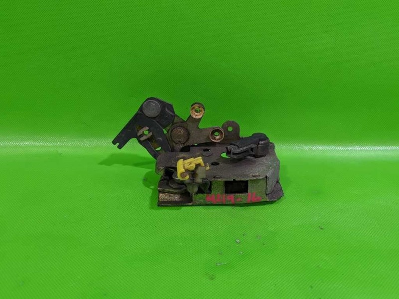 90-94 TOWN CAR DRIVER LEFT REAR DOOR LOCK LATCH OEM 4219-16