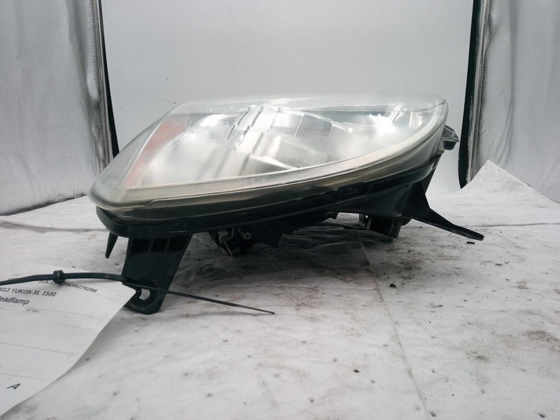 2013 GMC Yukon XL 1500 Left Headlight Assembly Black 32205 Used 189k Miles