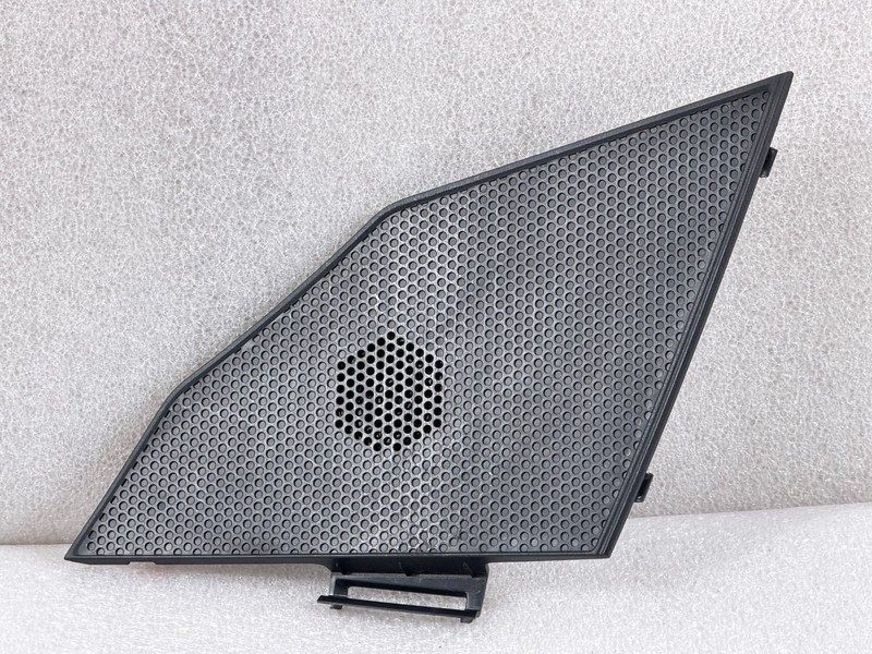 2018 TOYOTA C-HR RIGHT FRONT DASHBOARD DASH SPEAKER COVER OEM 55409-F4010