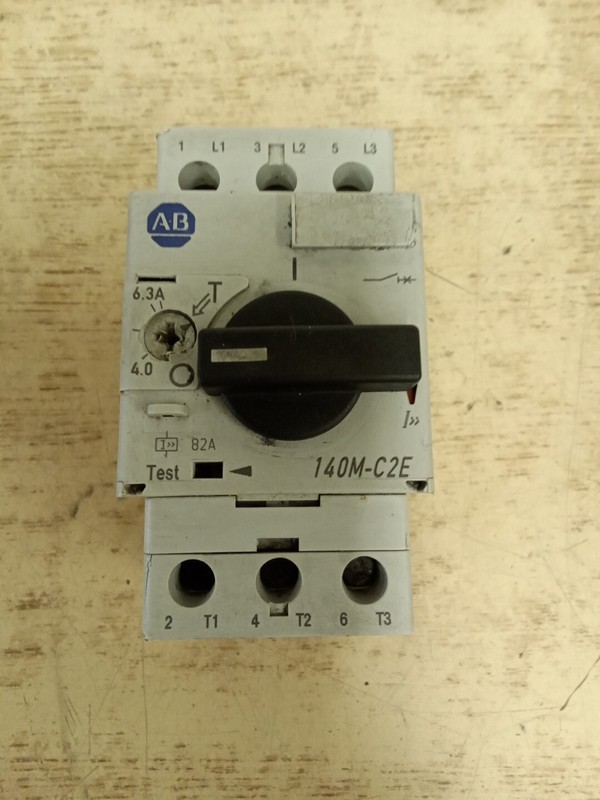 Allen-Bradley 140M-C2E-B63 Circuit Breaker