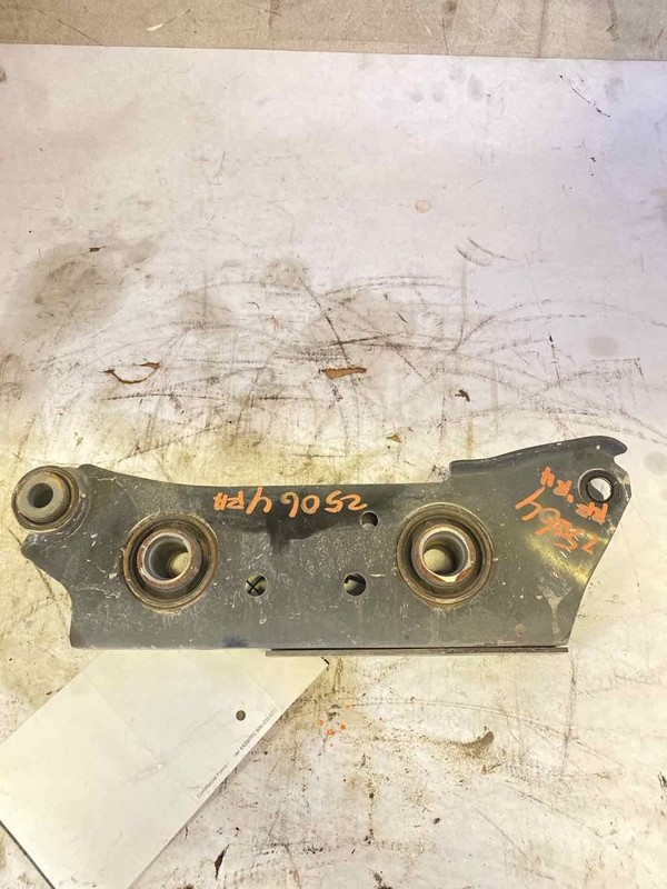 Lower Control Arm Rr NISSAN ALTIMA Right 19 20 21 22 23 24