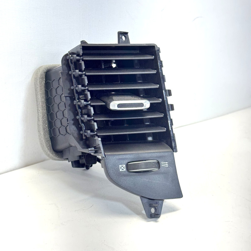 ✅2019-2025 RAM 1500-3500 DASH AIR VENT CENTER LEFT SIDE OUTLET A/C OEM 5TH GEN
