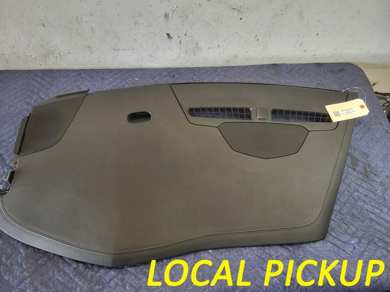 Used Oem Cadillac Left Driver Dash Instrument Upper Panel for 2020-2025 XT5