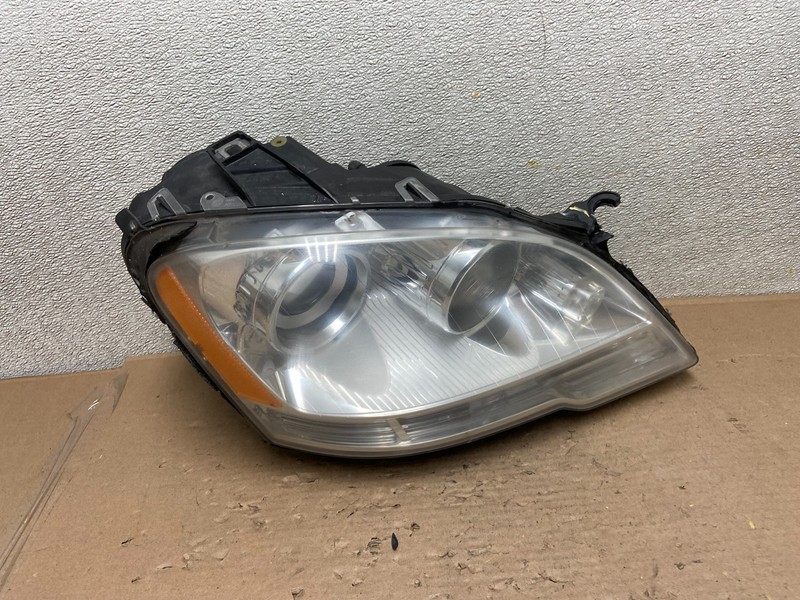 Halogen 2009-2011 Mercedes-Benz ML Class Right Passenger Headlight Oem AB0246 DW