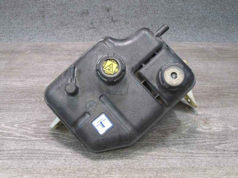 2017-2020 MASERATI LEVANTE M161 3.0L ENGINE COOLANT EXPANSION OVERFLOW RESERVOIR