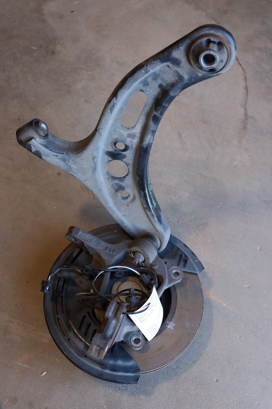 2017-2020 TOYOTA 86 FRONT RIGHT SPINDLE KNUCKLE WHEEL HUB W/ CONTROL ARM OEM