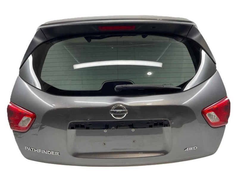2017-2020 Nissan Pathfinder Rear Tailgate Hatchback Assembly Dent & Crack Light
